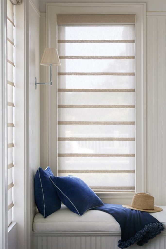 Hunter Douglas Vignette Shade