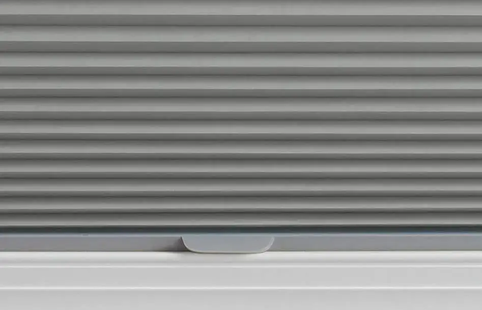 Powerview Motorization LiteRise blind and shade control